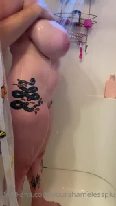 Shower Boobs