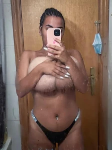 Busty @nner1$ 3251135