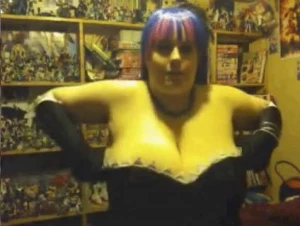 BBW Cosplayer With Huge Tits 3285318