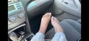 Feet / Soles 3293486