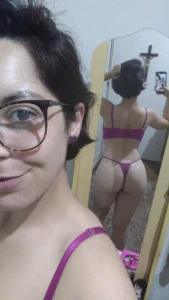 Hot Nerdy Latina 3309410