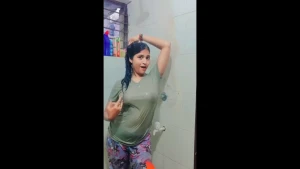 Indian Bhabhi&#039;s see-through wet t-shirt video part 2 3370224