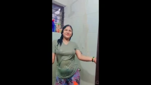 Indian Bhabhi&#039;s see-through wet t-shirt video part 2 3370230