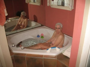 Granny in the Bathroom 3414329