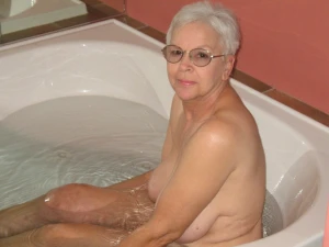 Granny in the Bathroom 3414332