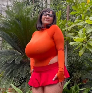 Busty D3mmy As Velma 3477195