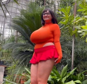 Busty D3mmy As Velma 3477196