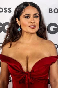 Salma_Hayek_Busty 3492574