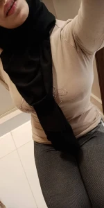 HIjabi Busty Tease 3542130