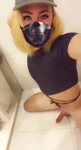 sissyzynai V3 3553557