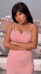 Neha Singh bigboob Indian Instagram girl braless and cleavage collection of videos 3579675