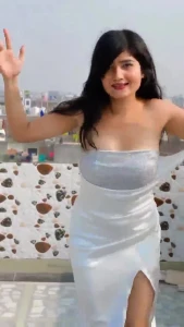 Neha Singh bigboob Indian Instagram girl braless and cleavage collection of videos 3579677