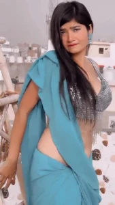 Neha Singh bigboob Indian Instagram girl braless and cleavage collection of videos 3579681