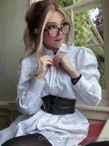 belle delphine