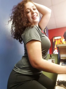 Curly haired babe 3717450