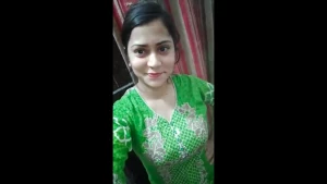 big boob Indian girl nude selfie video leaked by her bf 3737557