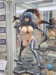 figures and akiba photos~ 3739715