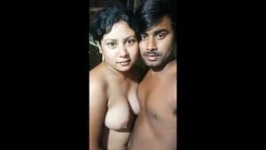 Indian big boob girl nude selfie leaked with her bf 3763492