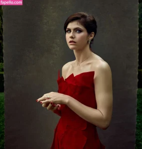 Actress: Alexandra Daddario 3784238