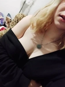 Blonde slut 3794918