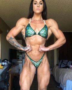 sexy muscular girls 2 3866005