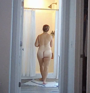 PAWG Wife Walking Fucking and Showering Her Big Ass 3875729