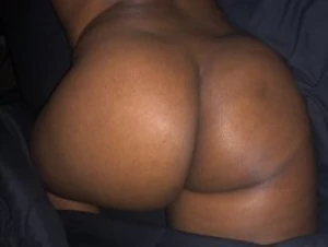 This ebony PYT wife pussy is so too tight…needs to be stretched kik: blizdeez     Cuck 3906561