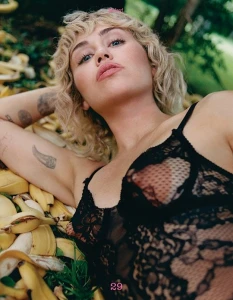 MILEY CYRUS FAN GALLERY 3922821