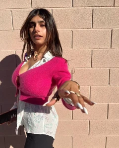 Mia Khalifa 3934935