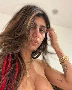 Mia Khalifa 3934946