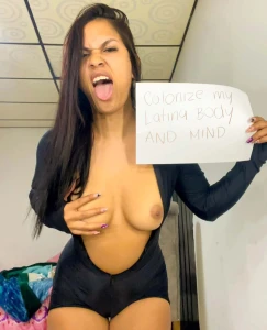 Exposed Latin cockwhore for White cock reddit sub_latina_ari_6 3946090