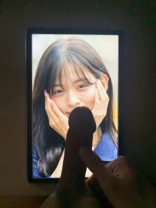 fromis_9 Chaeyoung cumtribute 3958512