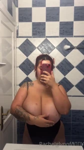 R@ch3lglvn's Huge Tits