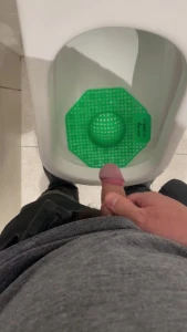 Urinal piss