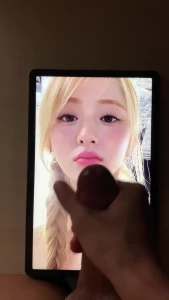 Le sserafim huh yunjin cumtribute 4011695