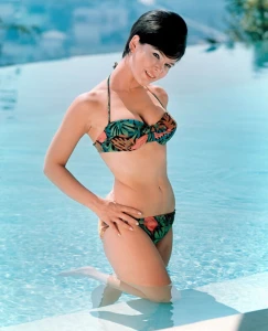 Yvonne Craig - Batgirl 4053543