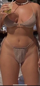 Kylee H¡sgen curves 4107785