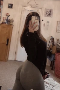 Every teen I know with a big ass. 4113685