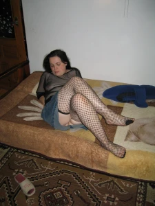 Chubby girl in Fishnet 4131912