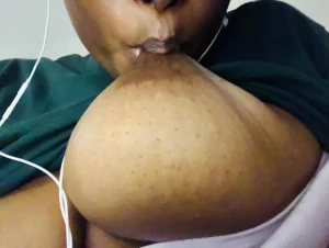 Can’t keep her nipple out her mouth 4168859