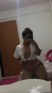 VANESSINHA 4196480