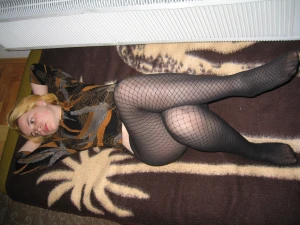 Young Amateur Wife Exposed Her Cute Pussy In Pantyhose 4203076