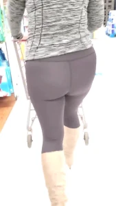 Lululemon slut walking