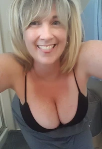 Slut MILF tracy 4235762