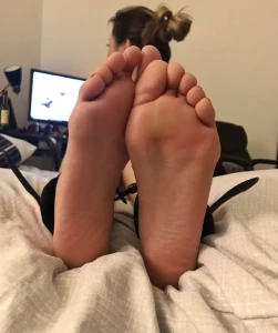 Beautiful soles from Ari 4236508