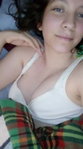 Cute unaware webslut exposed for you