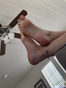 Best friends feet 4274710