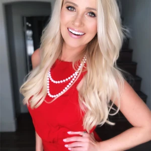 Tomi Lahren 4279851