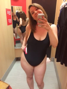 THICC SEXY MILF EXPOSED 4280376