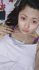 Bangldeshi girl leaked .. Full album below 457545